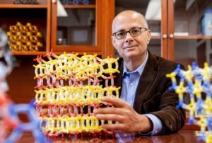 Água do Ar: Tecnologia Inovadora Pode Produzir Até 1.000 Litros por Dia em Regiões Atingidas por Secas e Furacões