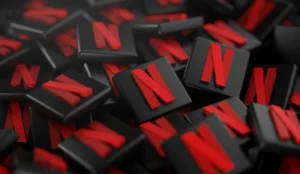 A Netflix está se concentrando novamente em seu negócio principal de streaming após a saída da Warner Bros.