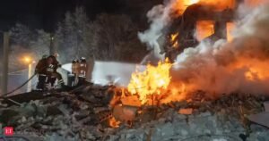 A Rússia atacou a Ucrânia com drones e mísseis, matando pelo menos sete pessoas em Kharkiv