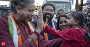 As eleições de Kerala mudam à medida que os concorrentes recorrem à hidratação e a dietas simples para vencer o calor