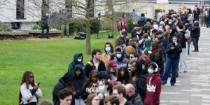 Casos de meningite aumentam para 20 em Kent após surto