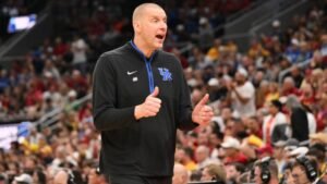 Como a maior rotatividade total da temporada do Kentucky matou as chances dos Wildcats de avançar após o primeiro fim de semana do March Madness
