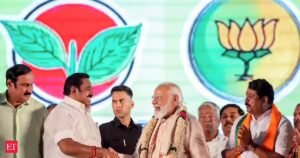 Eleições de Tamil Nadu 2021: Como DMK chegou ao poder após encerrar uma década de governo AIADMK