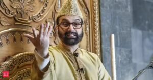 Em prisão domiciliar, não é permitido fazer orações de sexta-feira: clérigo-chefe da Caxemira, Mirwaiz