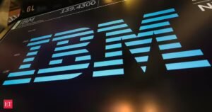 Explicação das demissões e estratégia de contratação da IBM: Explicação das mudanças na força de trabalho da IBM em 2026: Por que a IBM está cortando empregos enquanto planeja contratar mais? Aqui estão as funções que está contratando e o que está planejando a seguir