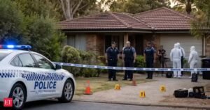 Homem preso por 24 anos após esfaquear sua parceira diversas vezes na cabeça e no pescoço e queimar seu corpo; Um juiz da Suprema Corte de WA condenou o ataque ‘sustentado e brutal’