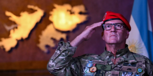 Ilhas Malvinas: Argentina reforça forças armadas em meio a temores sobre a soberania da Grã-Bretanha sobre território ultramarino