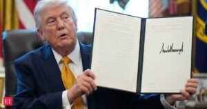 Legislação Fiscal de Donald Trump: As restituições de impostos do IRS estão aumentando após a nova legislação de Donald Trump, mas os contribuintes não verão muitos benefícios. Detalhes aqui