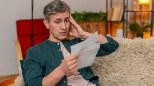 Meu consultor financeiro me cobrou US$ 15 mil a mais em 10 anos – como posso recuperar meu dinheiro?