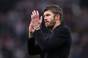 Michael Carrick permanecerá no Manchester United?