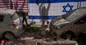 Notícias ao vivo do 20º dia da Guerra do Irã: alvos de locais de energia se ampliam em ambos os lados, EUA penduram botas no chão, petróleo sobe acima de US$ 108