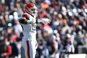 O GM do Browns, Andrew Berry, falou sobre os rumores comerciais de Myles Garrett