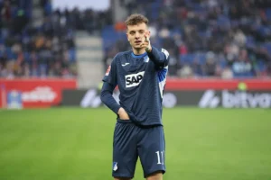 O alvo do Barcelona deu uma grande dica com uma postagem inesperada nas redes sociais