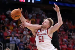 O basquete de Nebraska perde para Iowa – e esta temporada ainda muda tudo