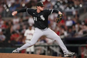 O destro do White Sox, Mike Vasil, está escalado para a cirurgia de Tommy John depois de ficar de fora no início da primavera