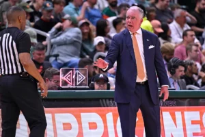 O técnico da Virginia Tech pergunta ‘O que eu fiz de errado?’ depois de uma derrota custosa para a rival Virgínia