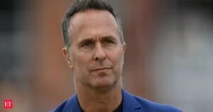 Por que a Inglaterra conseguiu um voo charter para casa enquanto as Índias Ocidentais e a África do Sul estavam presas? Michael Vaughan acusou o TPI de parcialidade