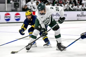 Porter Martone foi nomeado para a equipe Big Ten All-Freshman