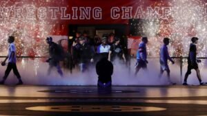 Resultados finais do torneio estadual de luta livre OHSAA, pontuações das equipes para campeonatos de Ohio em DI, D-II, D-III, chaves femininas