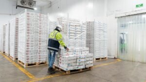 Uma calha de armazenamento refrigerado está no horizonte, já que as vagas atingem o maior nível em 20 anos