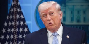 Donald Trump ameaça jornalista de prisão se ele não nomear ‘Sick Iran Leaker’