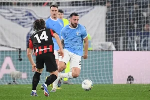 AC Milan prestes a chegar a um acordo para o defensor da Lazio