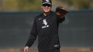 Analista da MLB pressiona White Sox para estender Munetaka Murakami