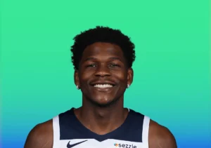 Anthony Edwards ajudou no vestiário com uma lesão no joelho