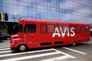 As ações da Avis continuam em queda, caindo 48% após um aperto épico nas vendas