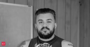 Bo Luders Harms Way Member Death News Bo Luders Death: Harms Way Membro fundador e co-apresentador do Hardlore Podcast morre aos 38 – Aqui está o que sabemos até agora