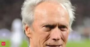 Clint Eastwood Use seu cérebro de maneira eficaz: Citação do dia de Clint Eastwood: ‘Deus lhe deu um cérebro. Faça o que puder com isso. Você não precisa ser…’ – Lições poderosas sobre inteligência e como usar seu cérebro de forma eficaz, ator e diretor de Play Misty For Me