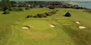 Com mais de 120 anos de história, Gorleston Golf Club corre risco de destruição no mar