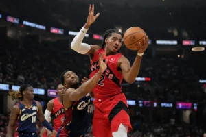 Conclusões do Jogo 4 do Cavaliers-Raptors: Toronto equilibra a série com baldes de embreagem e impulso de Collin Murray-Boyles