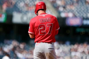 Fantasy Baseball: Quão real é o ressurgimento de Mike Trout? Vamos decompô-lo
