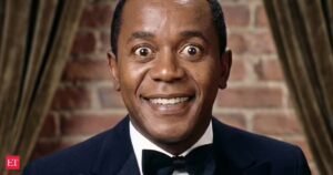 Flip Wilson: Citação do dia de Flip Wilson: ‘Se você está vivo e acha que ninguém se importa, desvie o olhar …’ Lições de vida sobre sorte, violência e economia Famoso comediante americano. Significado, biografia e relevância aqui