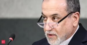 Irã renova laços com Omã para negociações de paz com Washington