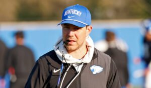Kentucky tem uma classe de recrutamento entre os 25 melhores depois de conseguir o cobiçado QB