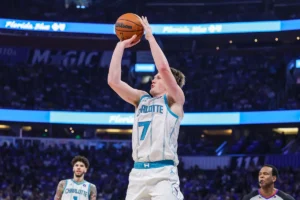 Kon Knueppel falou francamente sobre as lutas do fim dos tempos