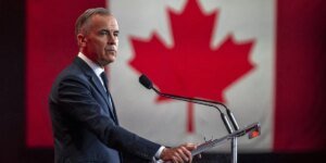 Mark Carney, do Canadá, usou o dinheiro dos contribuintes para gastar meio milhão em refeições de avião no seu primeiro ano como primeiro-ministro