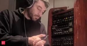 Natalie Portman: Quem é Tanguy Distable esperando o terceiro filho de Natalie Portman?