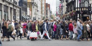 O crescimento populacional da Grã-Bretanha depende inteiramente da migração, à medida que o número de cidadãos do Reino Unido diminui até 2050