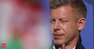 O primeiro-ministro Modi felicitou Peter Magyar pela vitória nas eleições parlamentares na Hungria