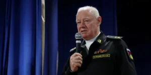 O principal comandante militar de Vladimir Putin morre em acidente de avião russo devido a ‘falha técnica’