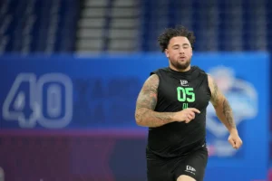 OL, ex-estrela do Texas A&M, é considerado um ‘adormecido’ do primeiro turno do Draft da NFL
