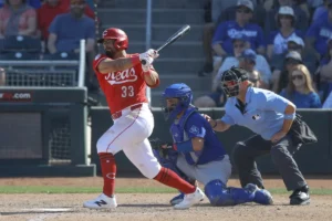 Os Reds colocaram Jose Trevino na lista de lesionados, DFA Christian Encarnacion-Strand