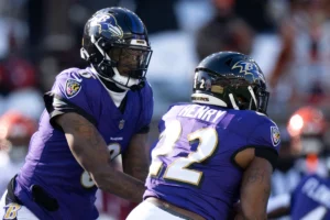 Ravens anunciam quando novos uniformes ‘Next Flight’ estarão à venda