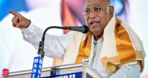 Reunião de todos os partidos em 15 de abril para discutir a reserva das mulheres: Kharge