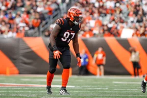 Shemar Stewart “não estava pronto para ir lá” na temporada passada, mas agora está pronto para um grande ano, de acordo com o técnico do Bengals DL