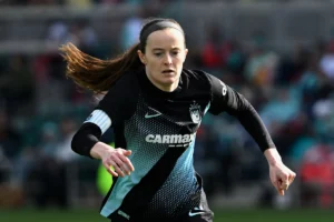 The Wave permanece no topo da classificação da NWSL com uma vitória por 3-2 sobre o Summit