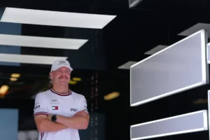 Valtteri Bottas diz que um apoio mais forte à saúde mental na F1 o ajudou a se abrir sobre suas lutas